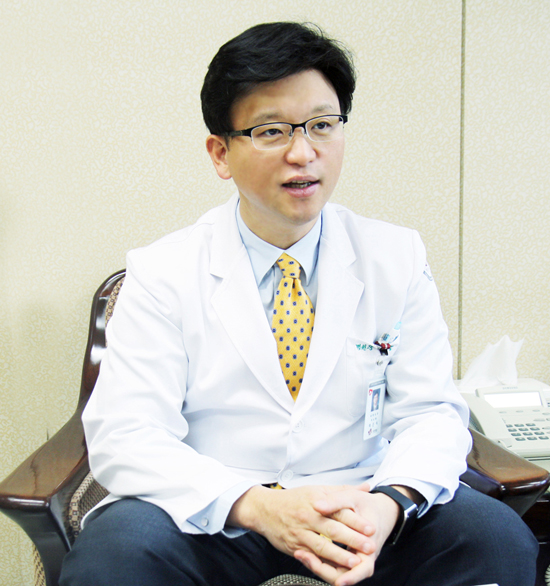 박진식병원장_이사장(1).jpg